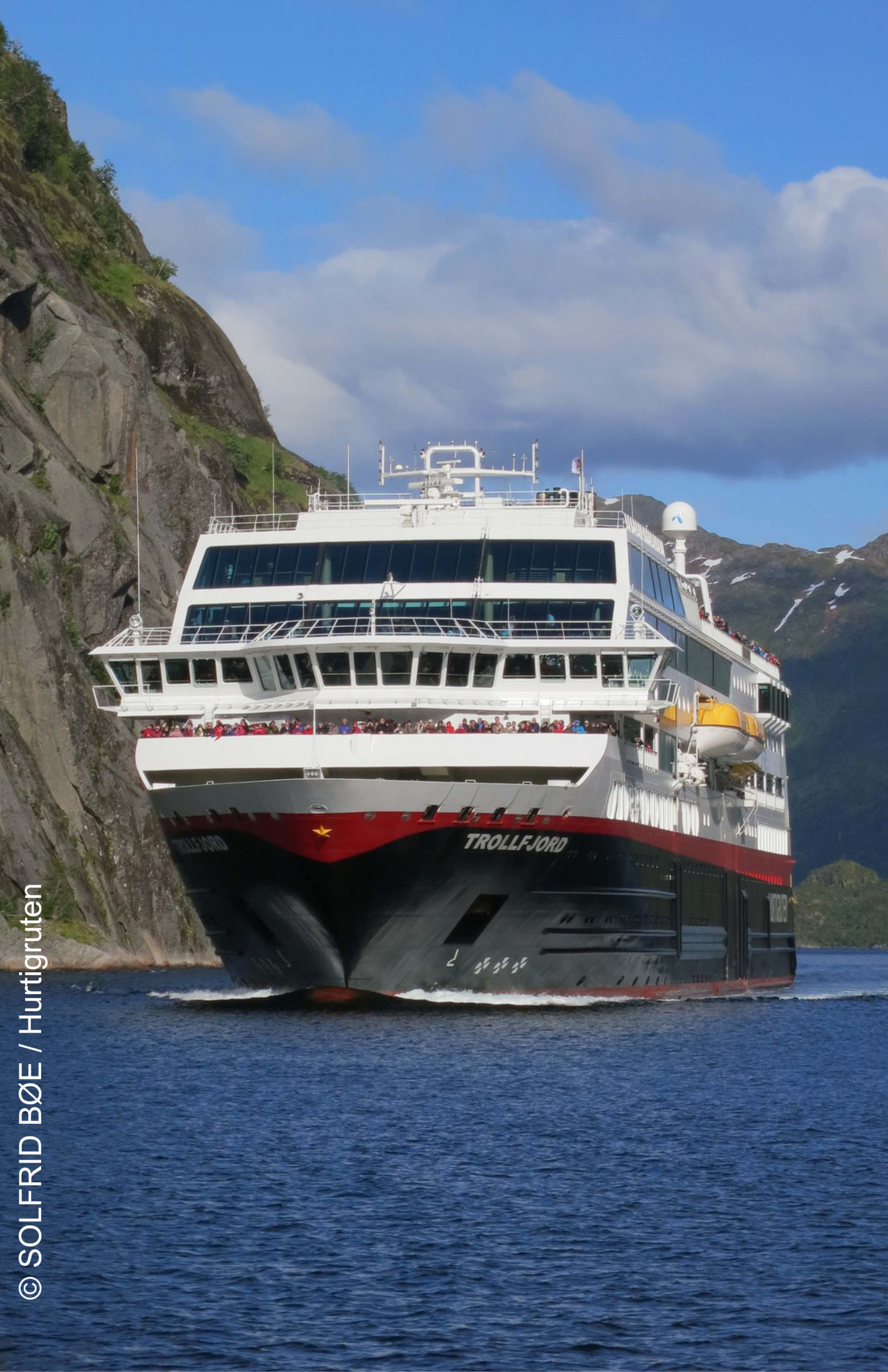 Hurtigruten MS Trollfjord